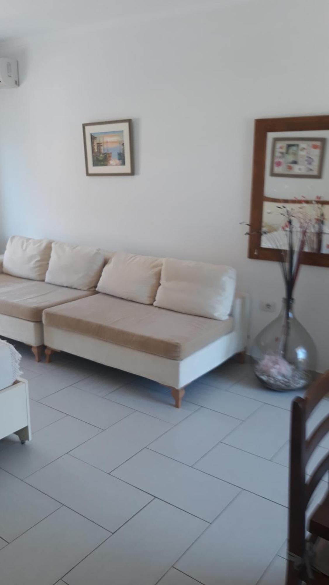 Menikos Apartments Himare Room photo